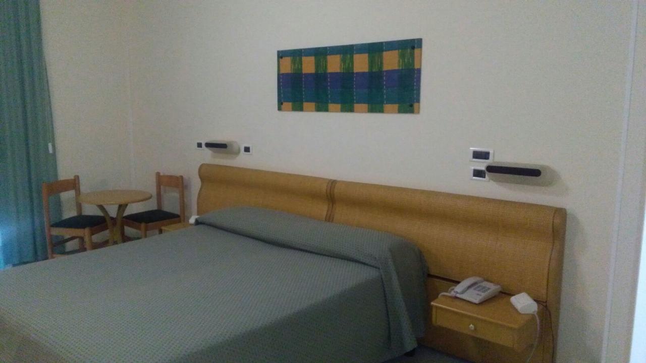 Hotel Minerva Brindisi Dış mekan fotoğraf