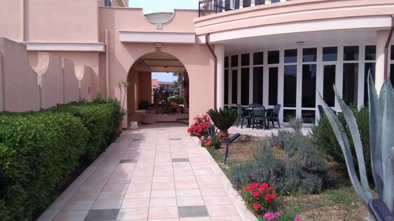 Hotel Minerva Brindisi Dış mekan fotoğraf