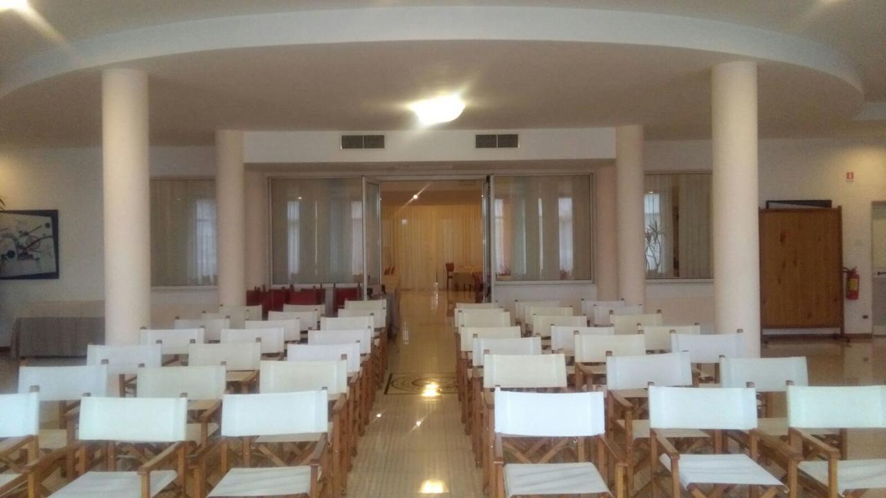 Hotel Minerva Brindisi Dış mekan fotoğraf